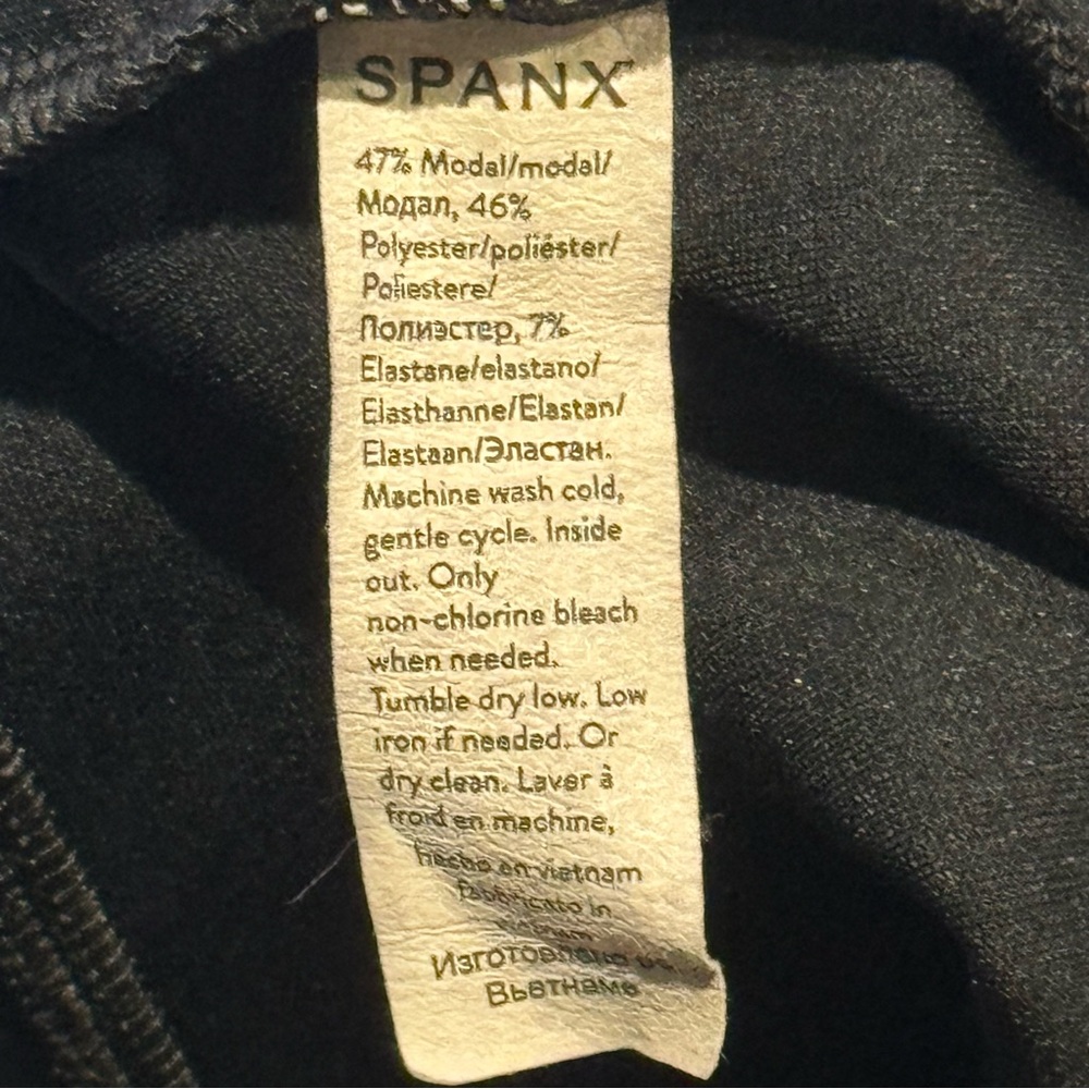 Spanx Airessentials Cocoon Wrap - image 7